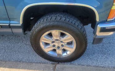 Chevy-tahoe-4x4-1996-blue-10