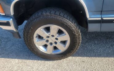 Chevy-tahoe-4x4-1996-blue-13