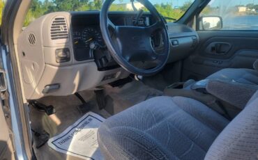 Chevy-tahoe-4x4-1996-blue-14