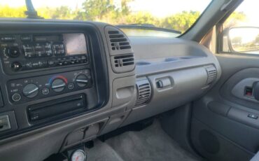 Chevy-tahoe-4x4-1996-blue-16