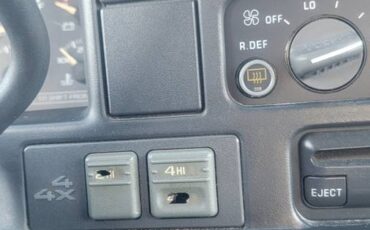 Chevy-tahoe-4x4-1996-blue-19
