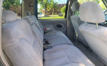 Chevy-tahoe-4x4-1996-blue-3