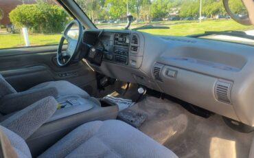 Chevy-tahoe-4x4-1996-blue-4