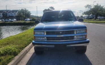 Chevy-tahoe-4x4-1996-blue-8