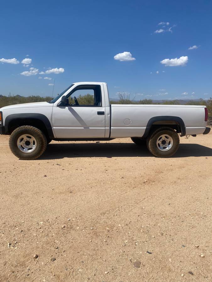 Chevy-truck-1989-white-3