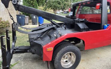 Chevy-v30-wrecker-tow-truck-1987-red-10