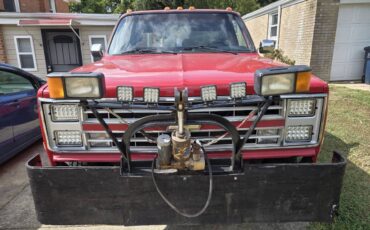 Chevy-v30-wrecker-tow-truck-1987-red