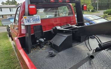Chevy-v30-wrecker-tow-truck-1987-red-6