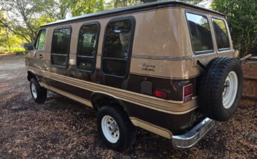 Chevy-van-1984-3