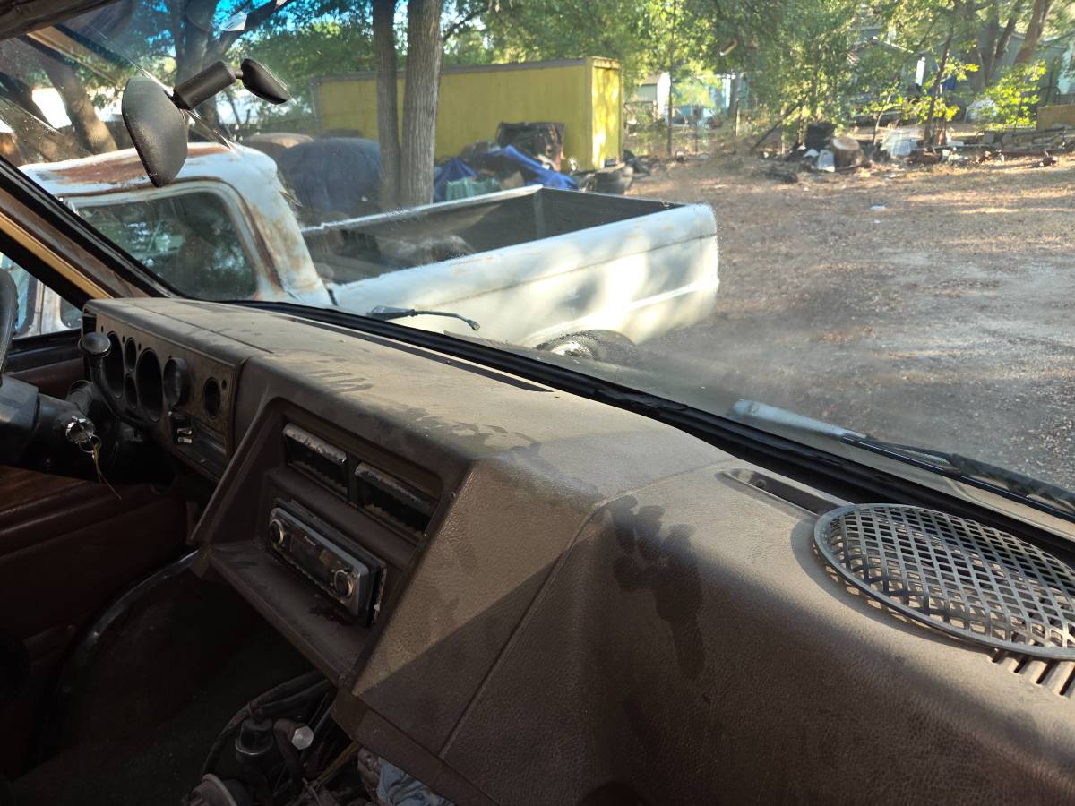 Chevy-van-1984-6