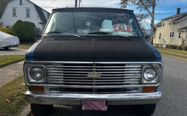 Chevy-van-20-1976-blue-3