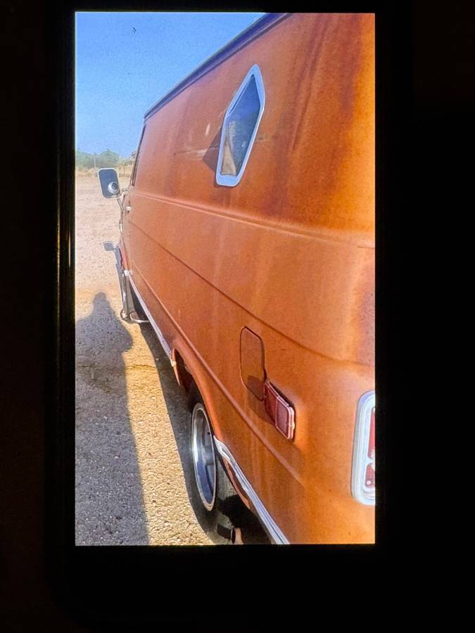 Chevy-van-g20-1977-brown-4