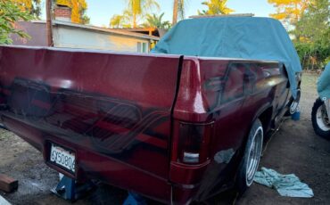 Chevygmc-1974-red-2