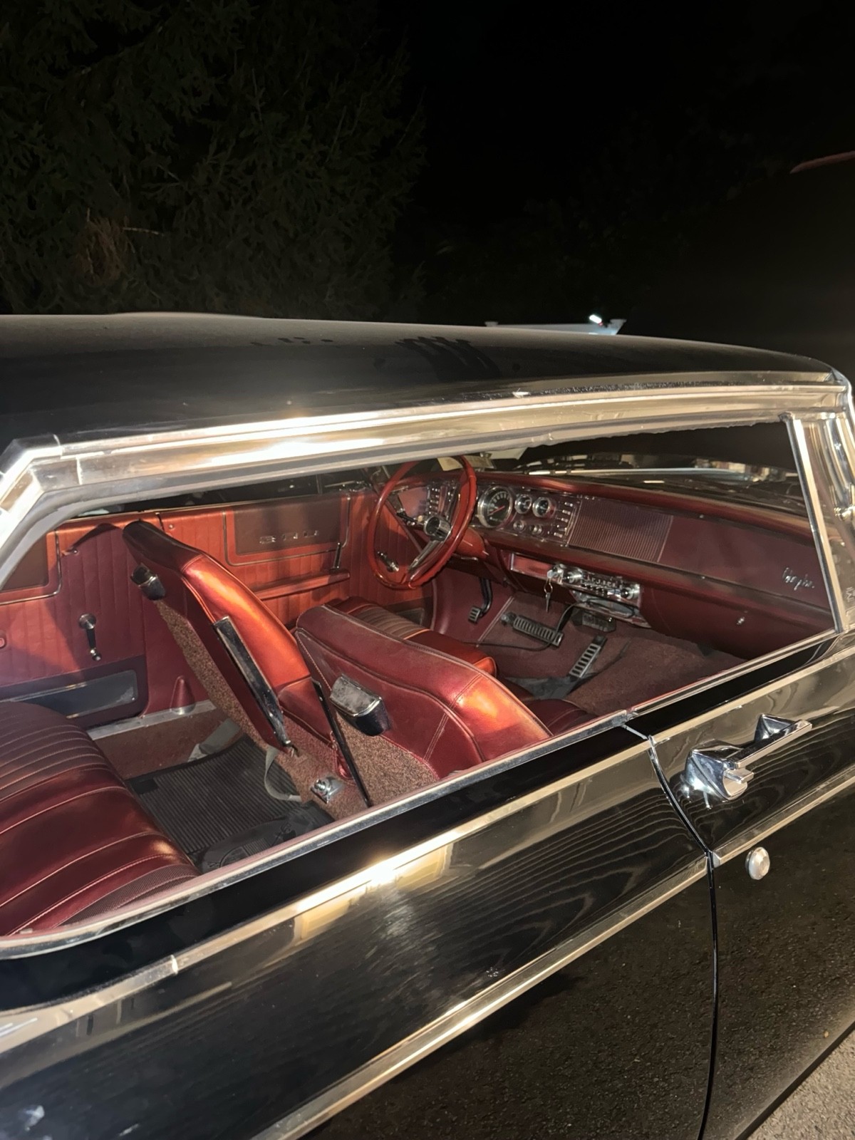 Chrysler-300-1963-18