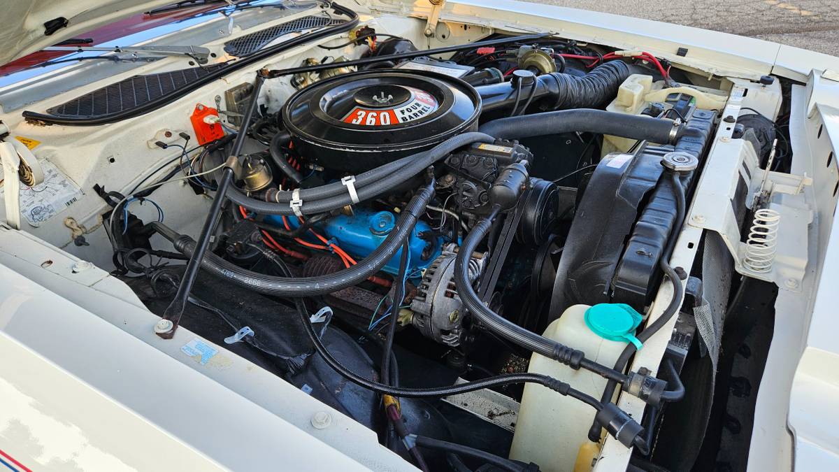 Chrysler-300-1979-white-3