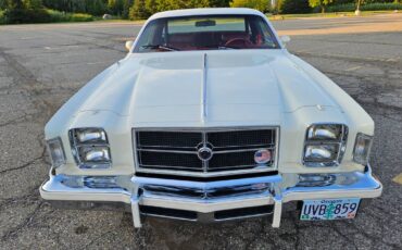 Chrysler-300-1979-white-5