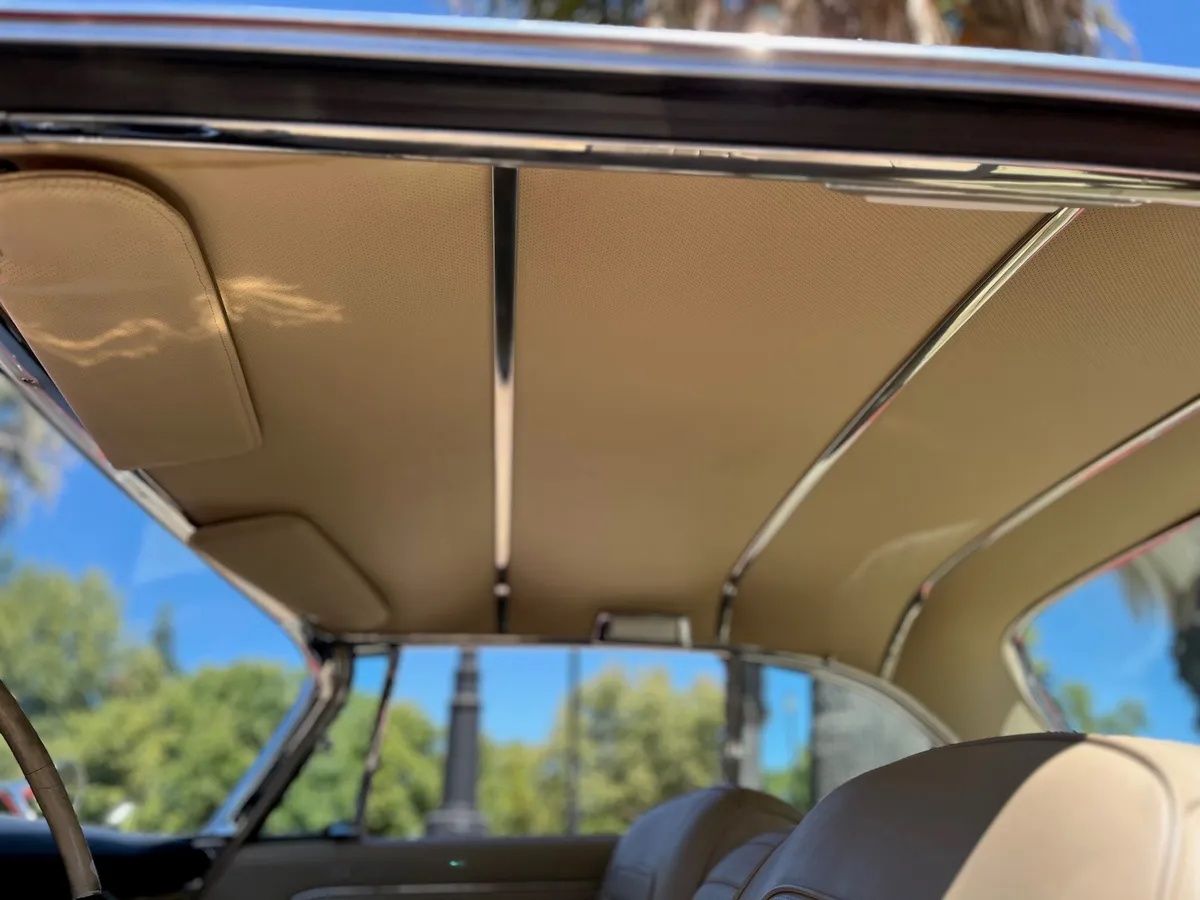 Chrysler-300c-1957-Red-Tan-14