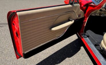 Chrysler-300c-1957-Red-Tan-16