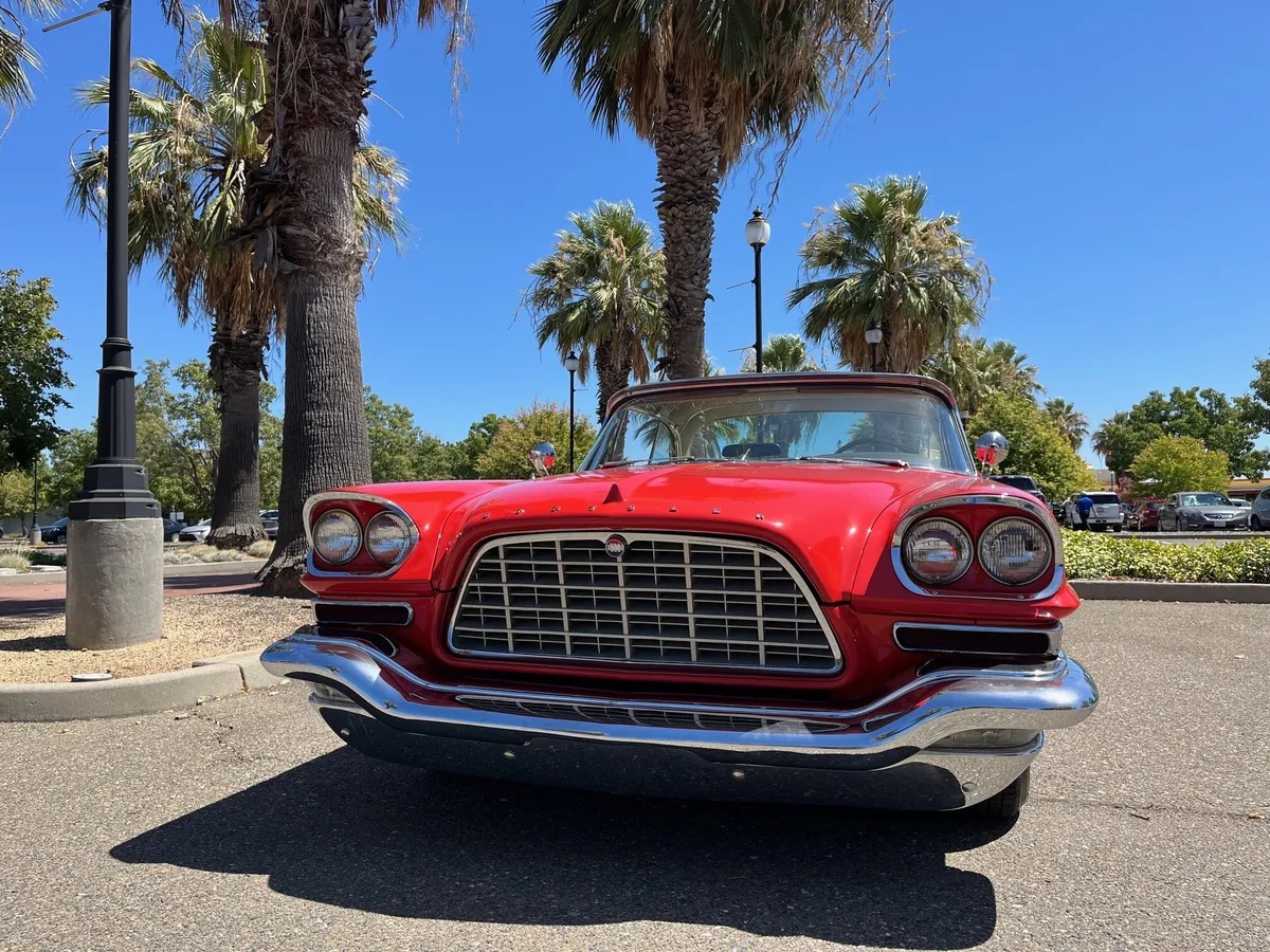 Chrysler-300c-1957-Red-Tan-2