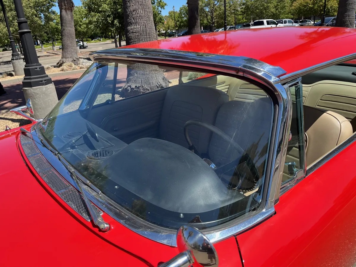 Chrysler-300c-1957-Red-Tan-6