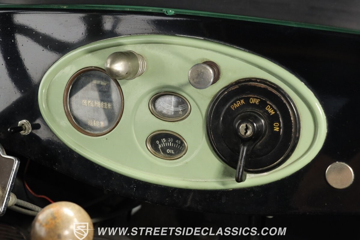 Chrysler-58-1926-Convertible-37