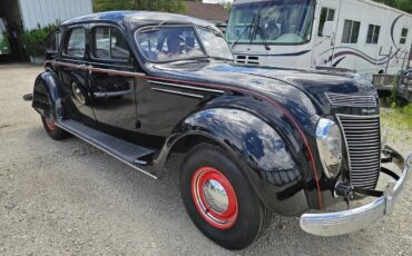 Chrysler-Airflow-1937-5