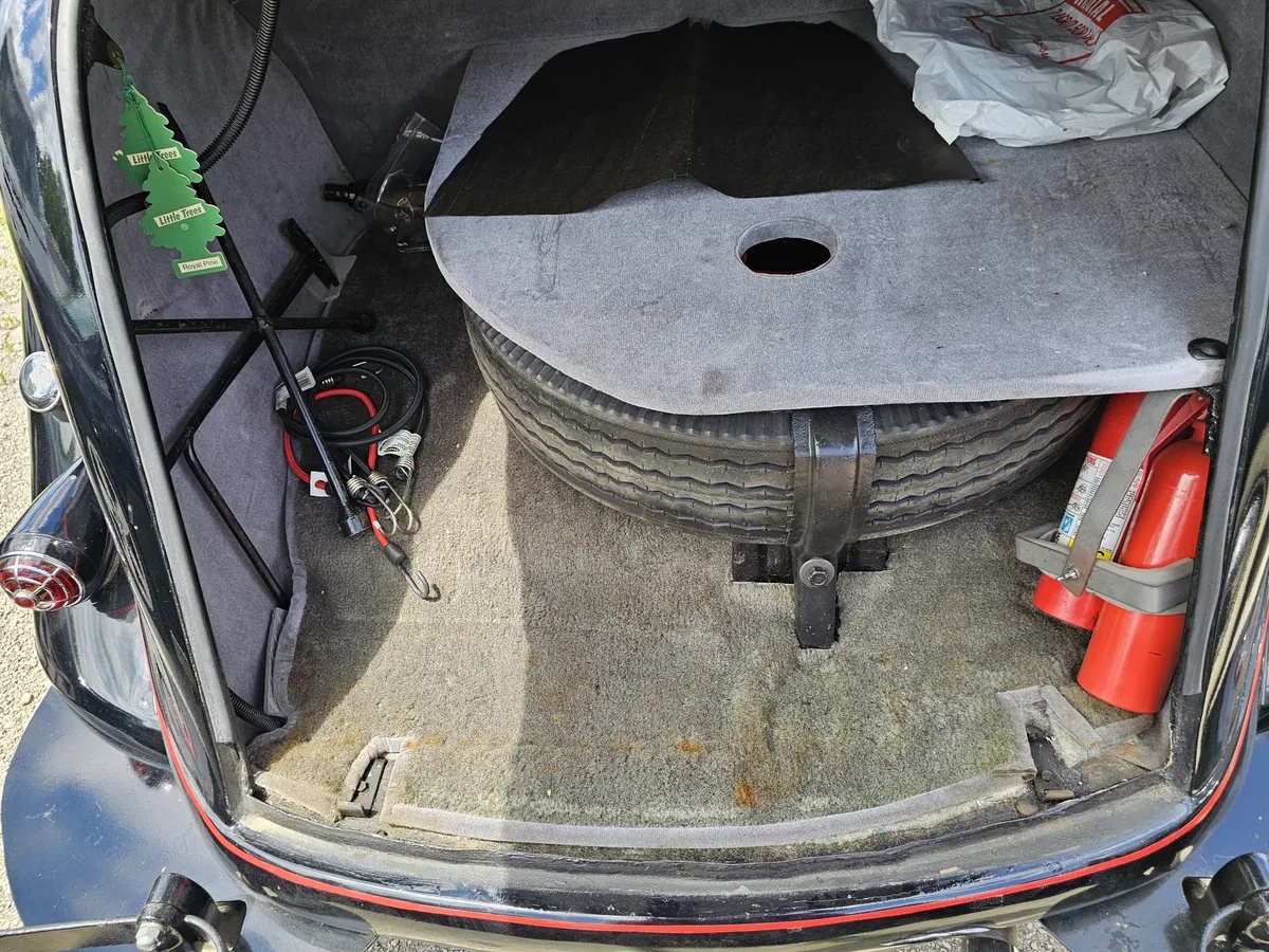 Chrysler-Airflow-1937-7