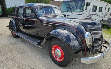 Chrysler-Airflow-1937-9