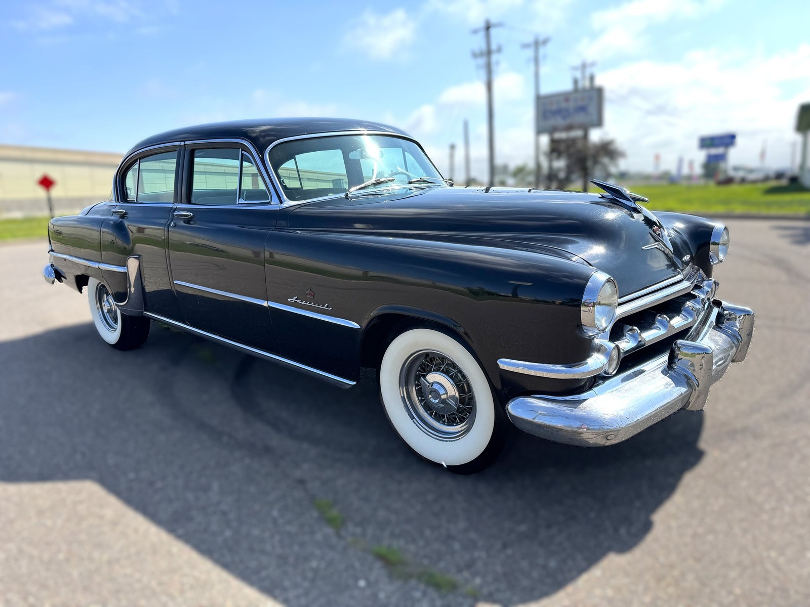 Chrysler-Imperial-1954-Sedan