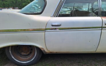Chrysler-Imperial-1961-15