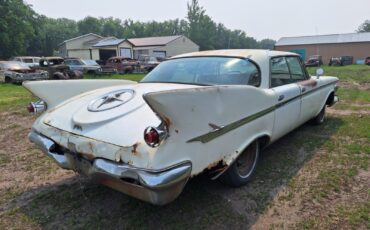 Chrysler-Imperial-1961-5