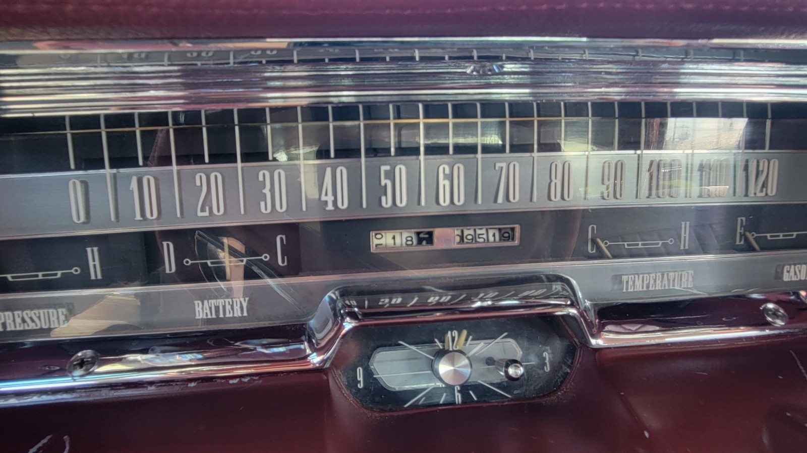Chrysler-Imperial-1962-Sedan-13