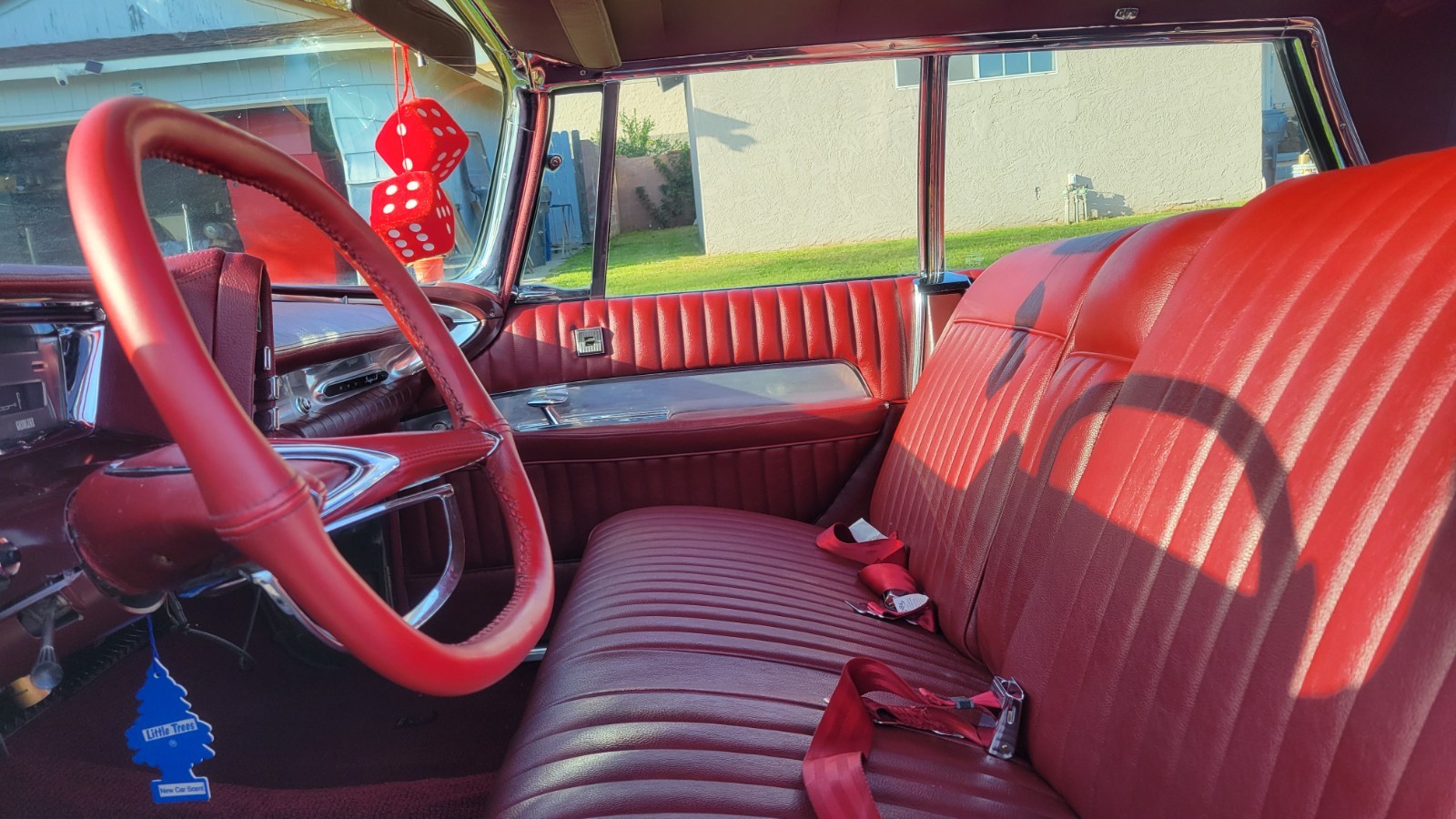Chrysler-Imperial-1962-Sedan-9