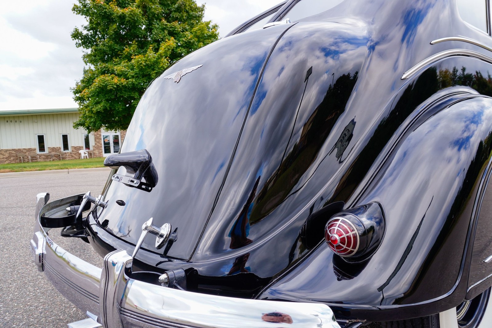 Chrysler-Imperial-Airflow-Sedan-1936-Sedan-24