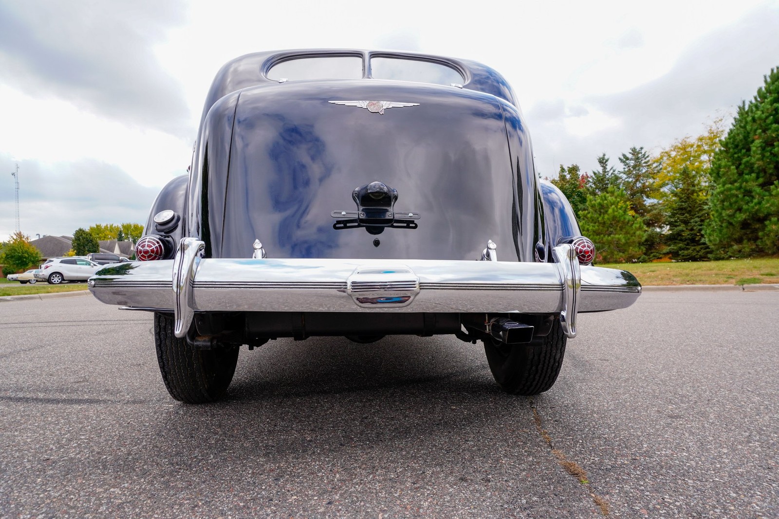 Chrysler-Imperial-Airflow-Sedan-1936-Sedan-31