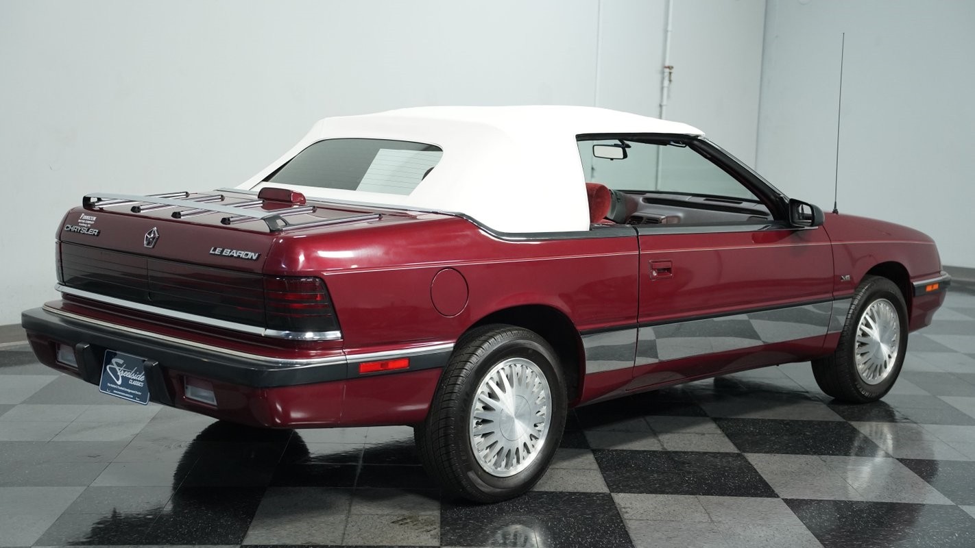 Chrysler-LeBaron-1991-Convertible-11
