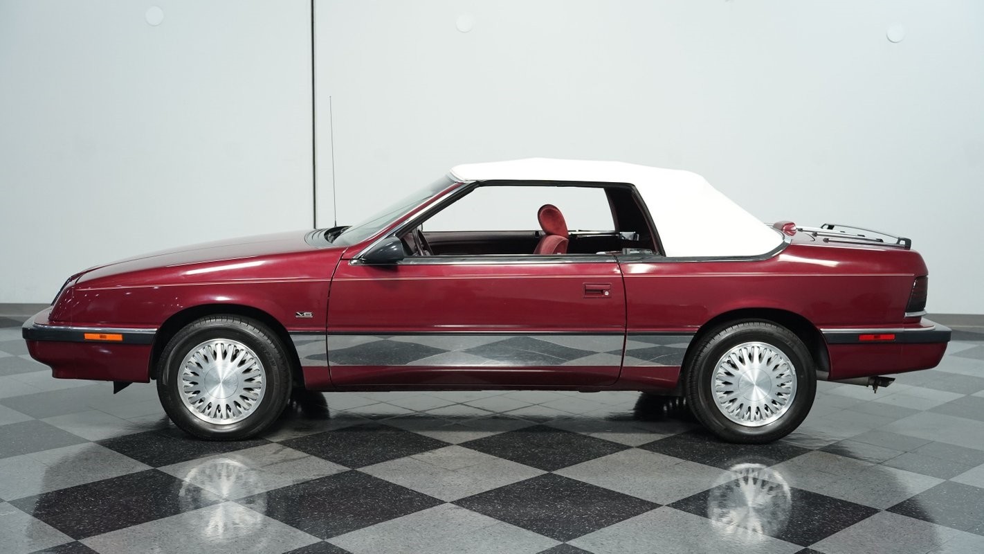 Chrysler-LeBaron-1991-Convertible-2