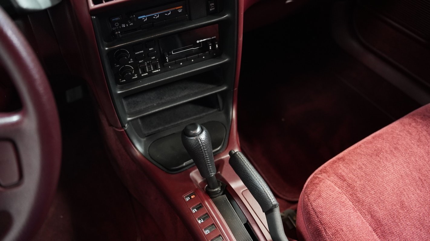 Chrysler-LeBaron-1991-Convertible-37