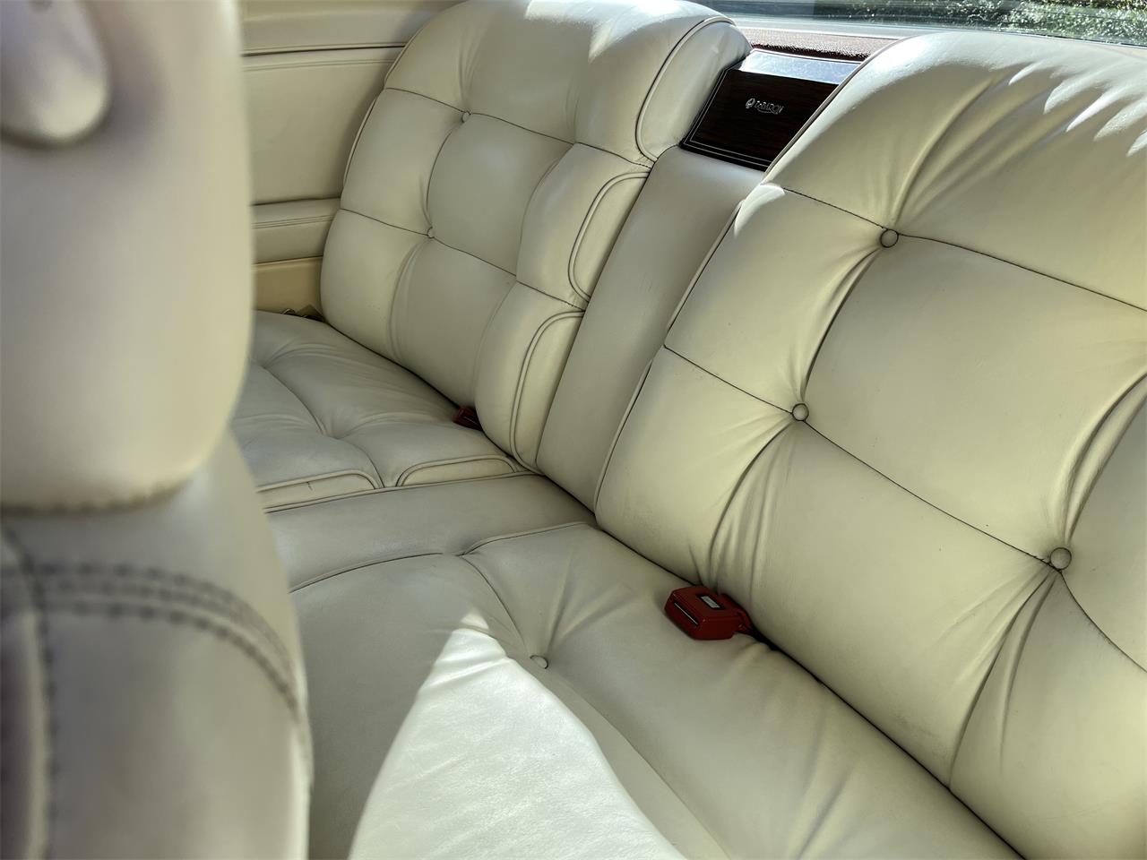 Chrysler-Lebaron-1979-Red-White-12