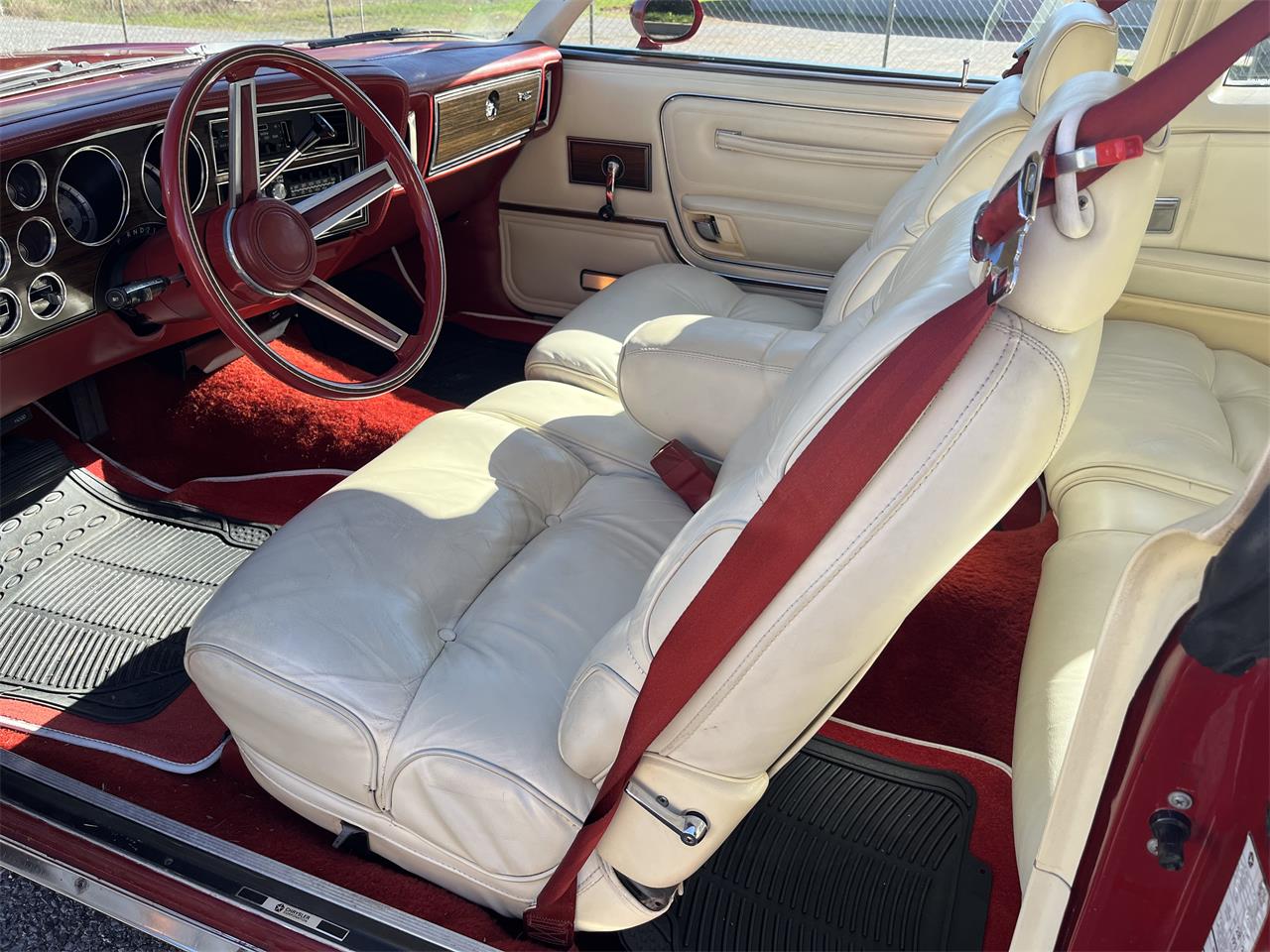 Chrysler-Lebaron-1979-Red-White-19