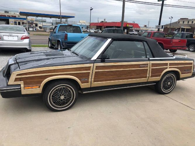 Chrysler-Lebaron-1983-Black