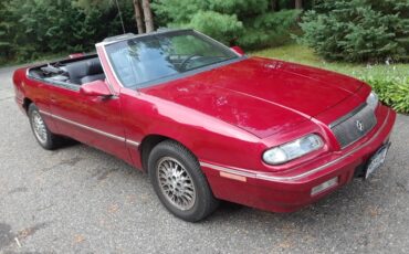 Chrysler-Lebaron-1995-Red-Black-1