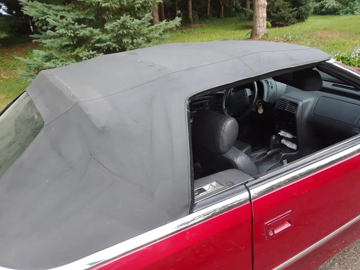 Chrysler-Lebaron-1995-Red-Black-11