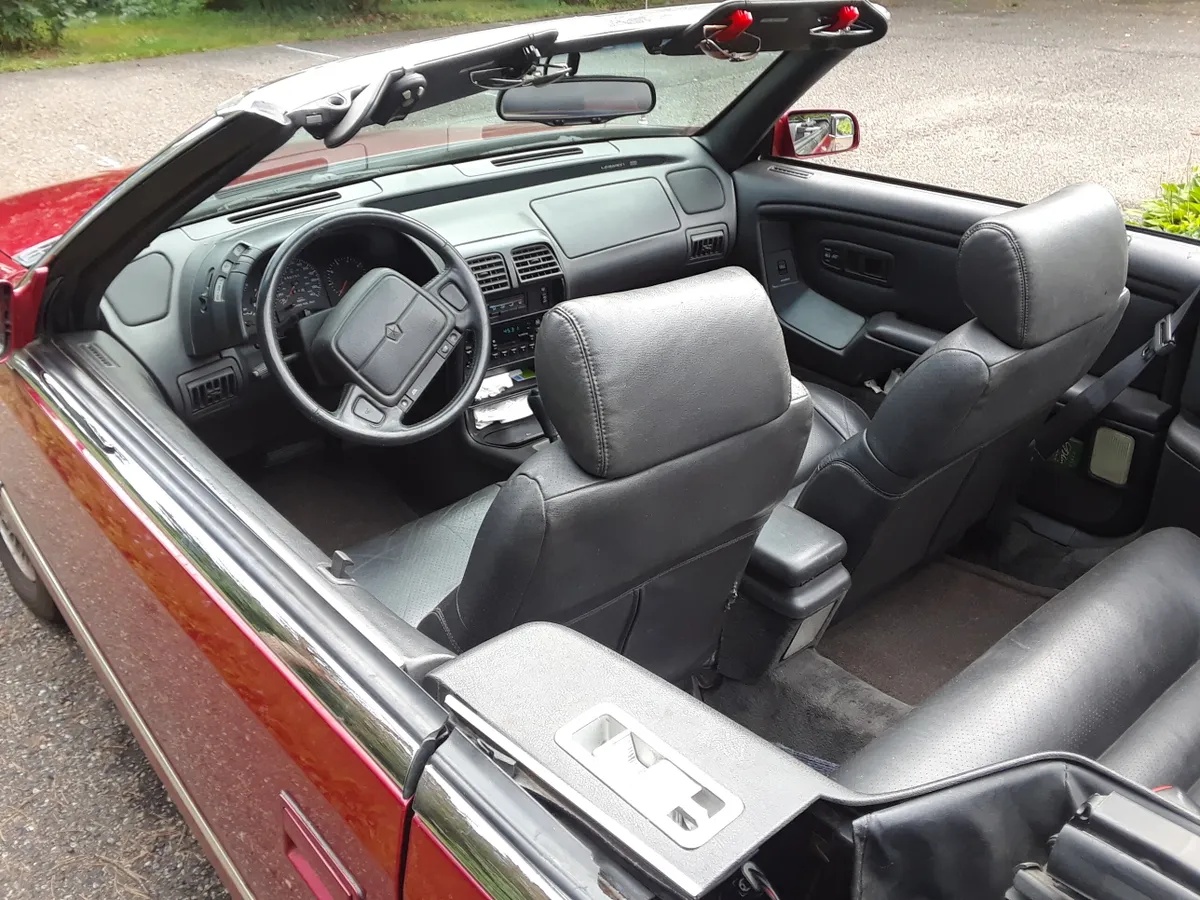 Chrysler-Lebaron-1995-Red-Black-5