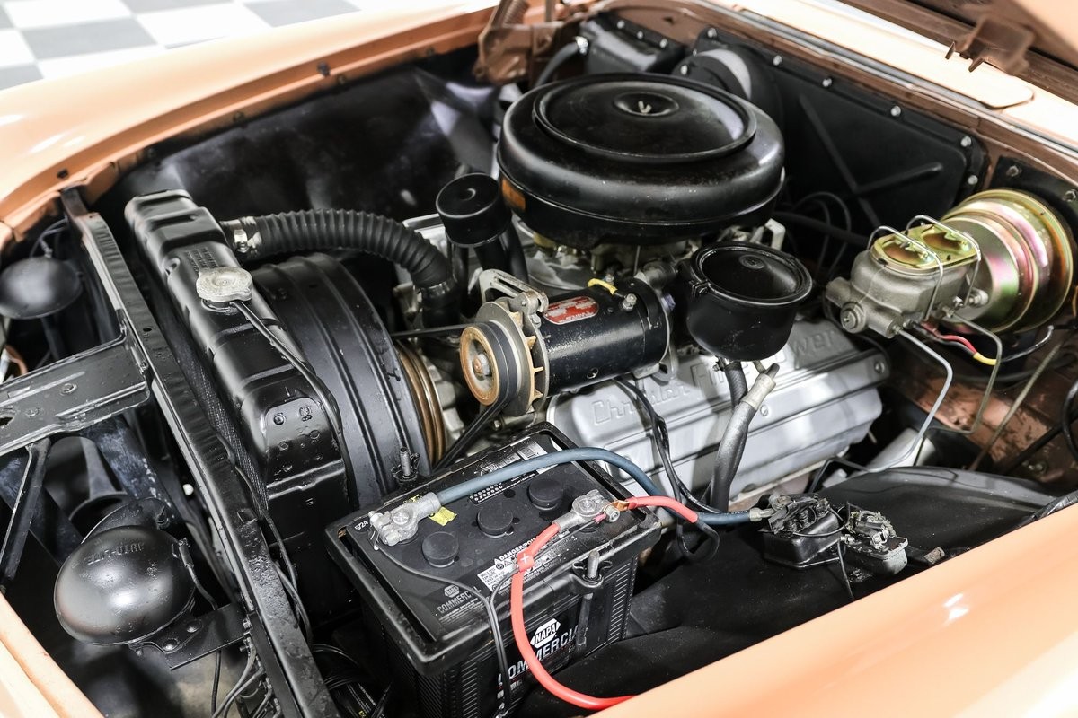 Chrysler-New-Yorker-1955-Coupe-10