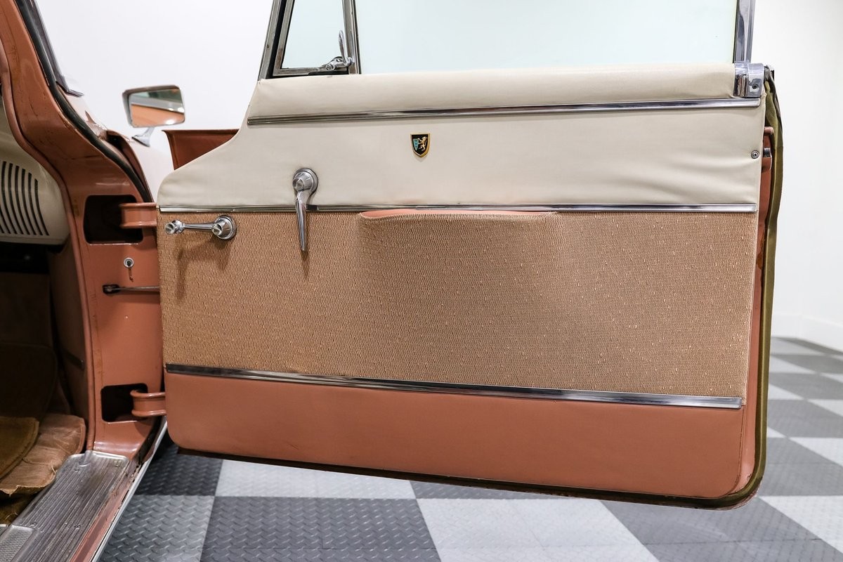 Chrysler-New-Yorker-1955-Coupe-14