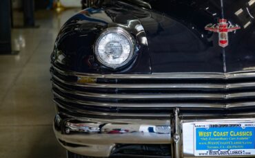 Chrysler-New-Yorker-2-Door-Club-Coupe-1942-2-Door-Coupe-14
