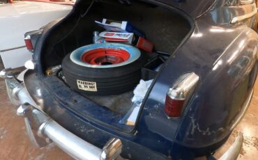 Chrysler-New-yorker-1948-Blue-Blue-12