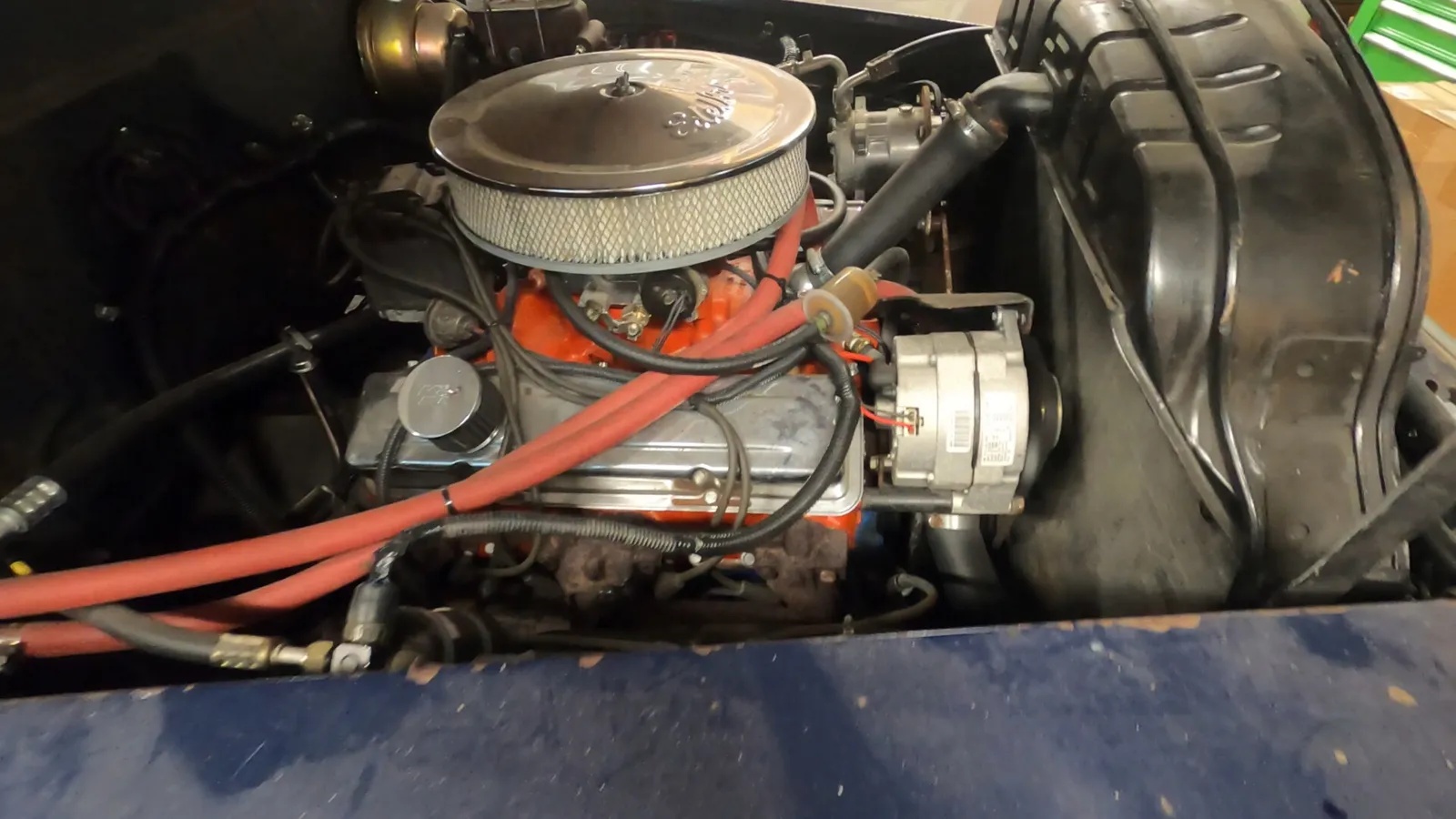 Chrysler-New-yorker-1948-Blue-Blue-15