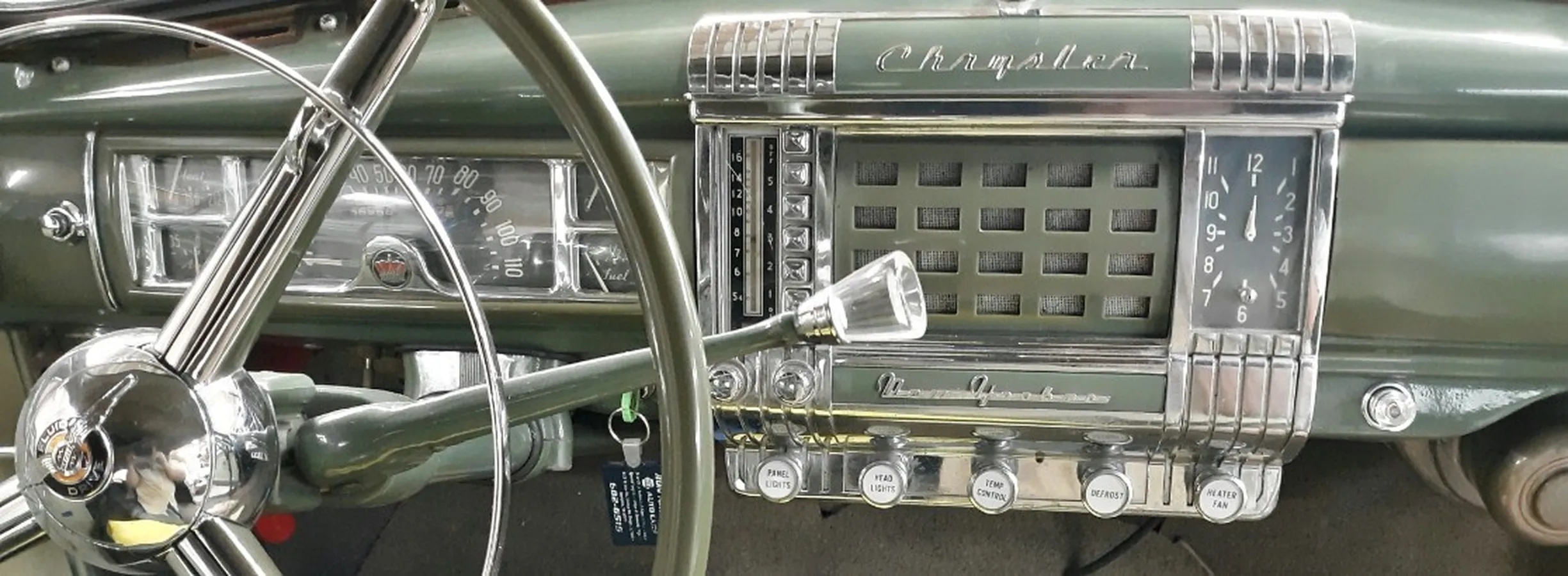 Chrysler-New-yorker-1948-Heather-Green-Green-5